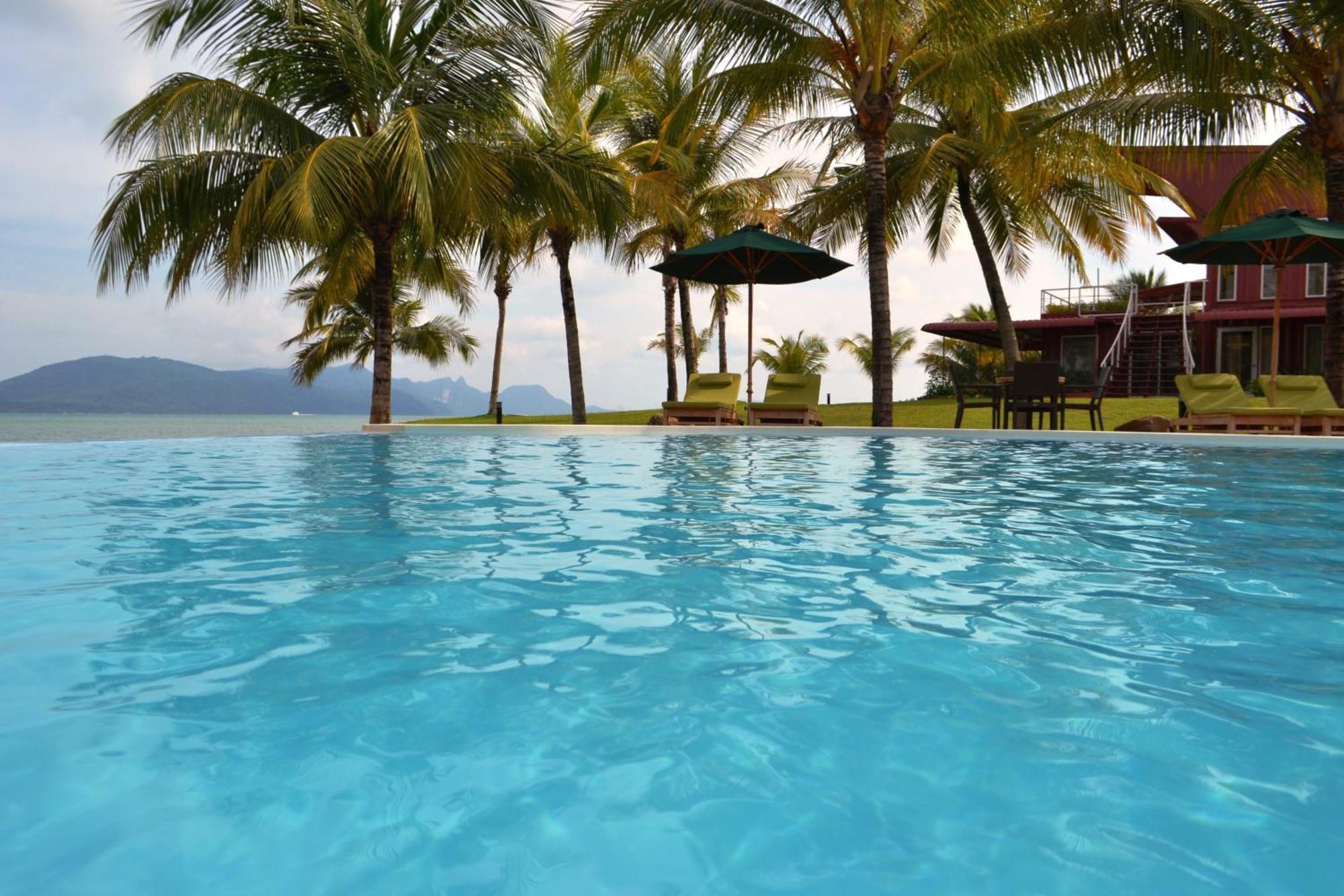 The Ocean Residence Langkawi Kuah Exterior foto